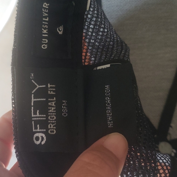 Quicksilver Hat - Picture 4 of 4